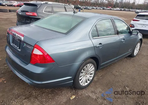 2012 Ford Fusion Hybrid z USA, uszkodzony, nr VIN 3FADP0L31CR179212